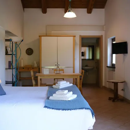 Joy Center - Casa e Appartamenti Vacanza in Val Pellice Aparthotel 3*