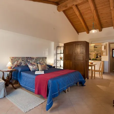 Joy Center - Val Pellice Ξενοδοχείο με διαμερίσματα 3*