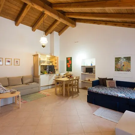 Ξενοδοχείο με διαμερίσματα Joy Center - Val Pellice 3*